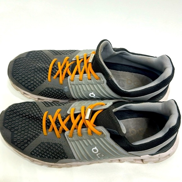 On Running  Mens OnCloudtec Helion grey and orange running shoes size 10 - Picture 1 of 12